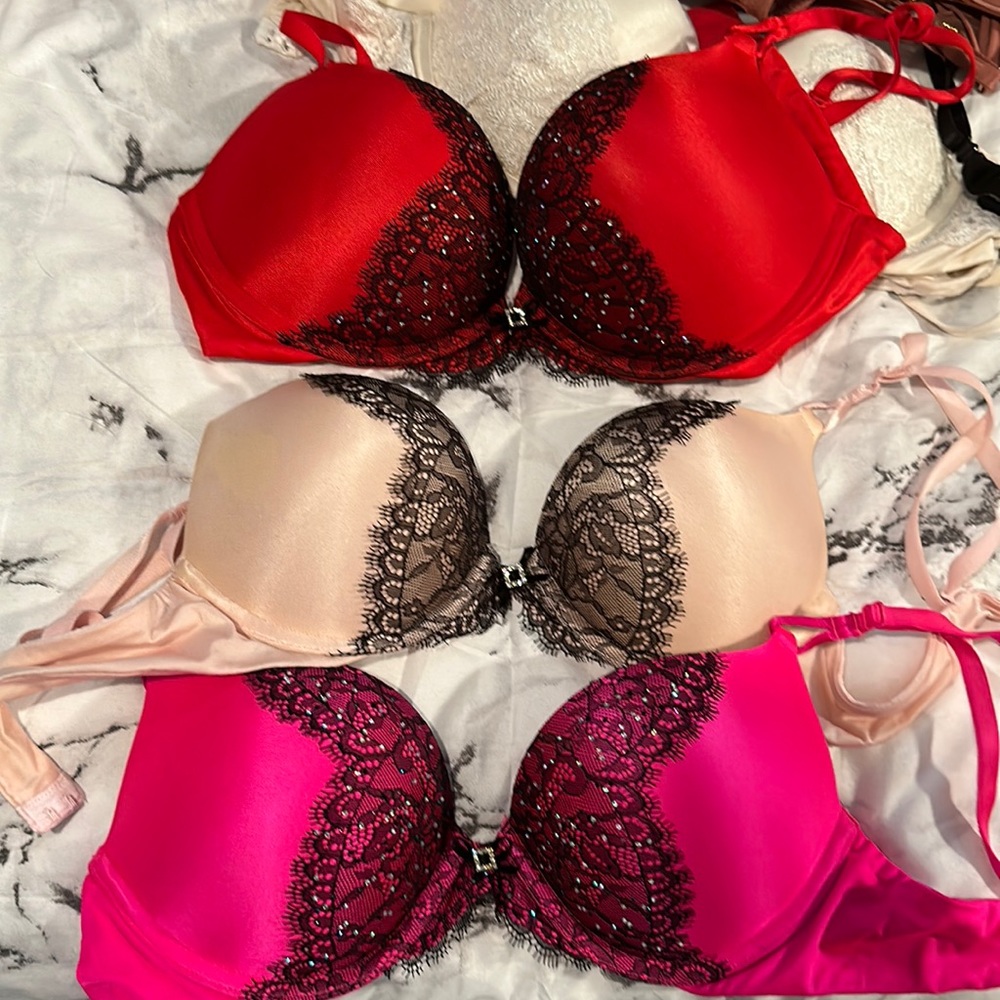 Rare limited edition Swarovski Victoria’s Secret bombshell bra miraculous plunge